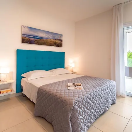 Апартаменты Iris Suite-5 By Interhome *